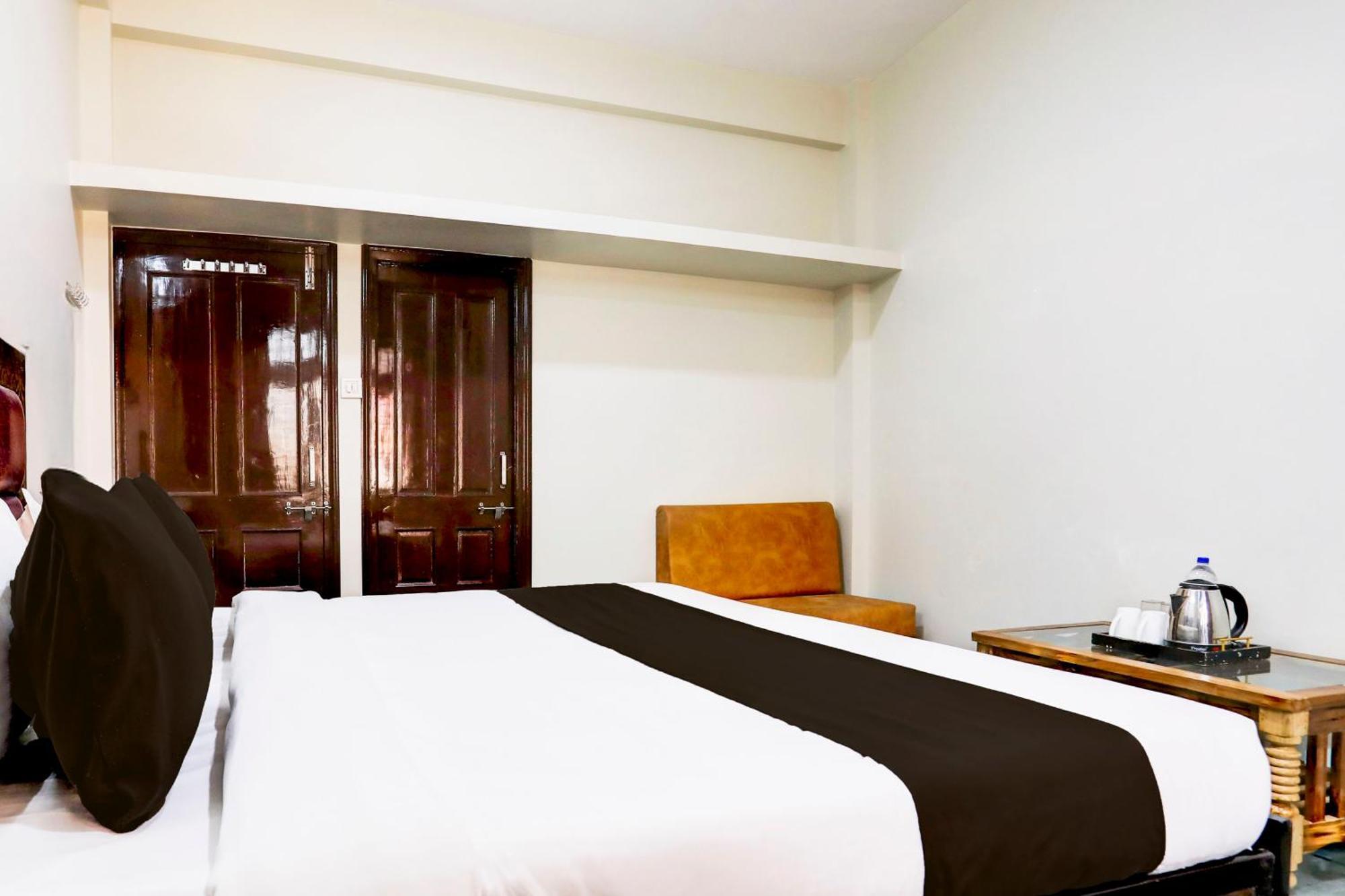 Hotel O The Baba Gest House Indore Luaran gambar